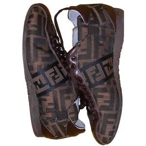 (SOLD))Fendi trainers (37)